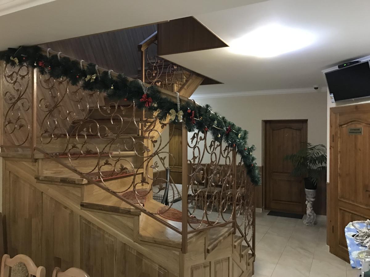 Міні Готель Вілла Вікторія Berehove  Extérieur photo