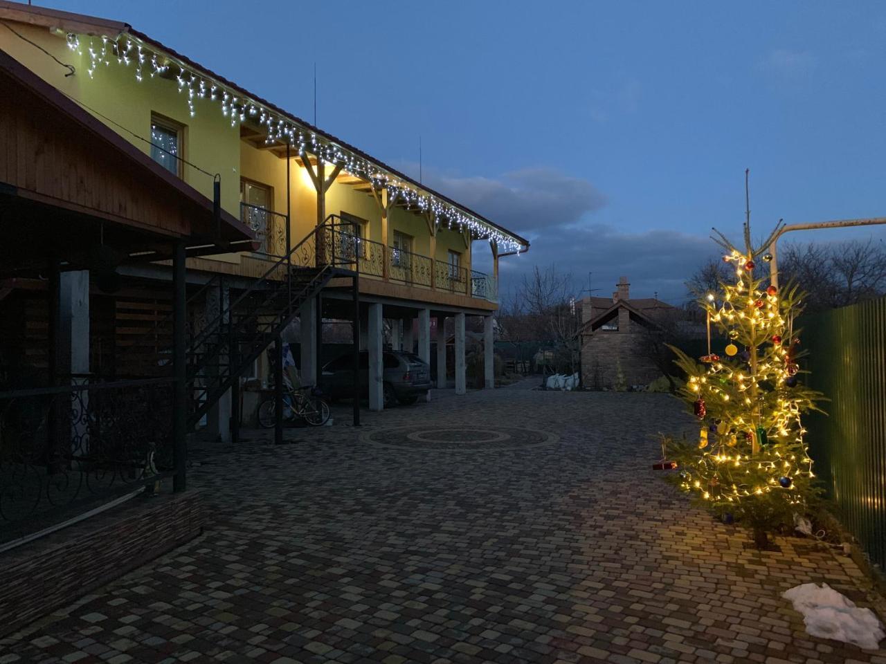 Міні Готель Вілла Вікторія Berehove  Extérieur photo